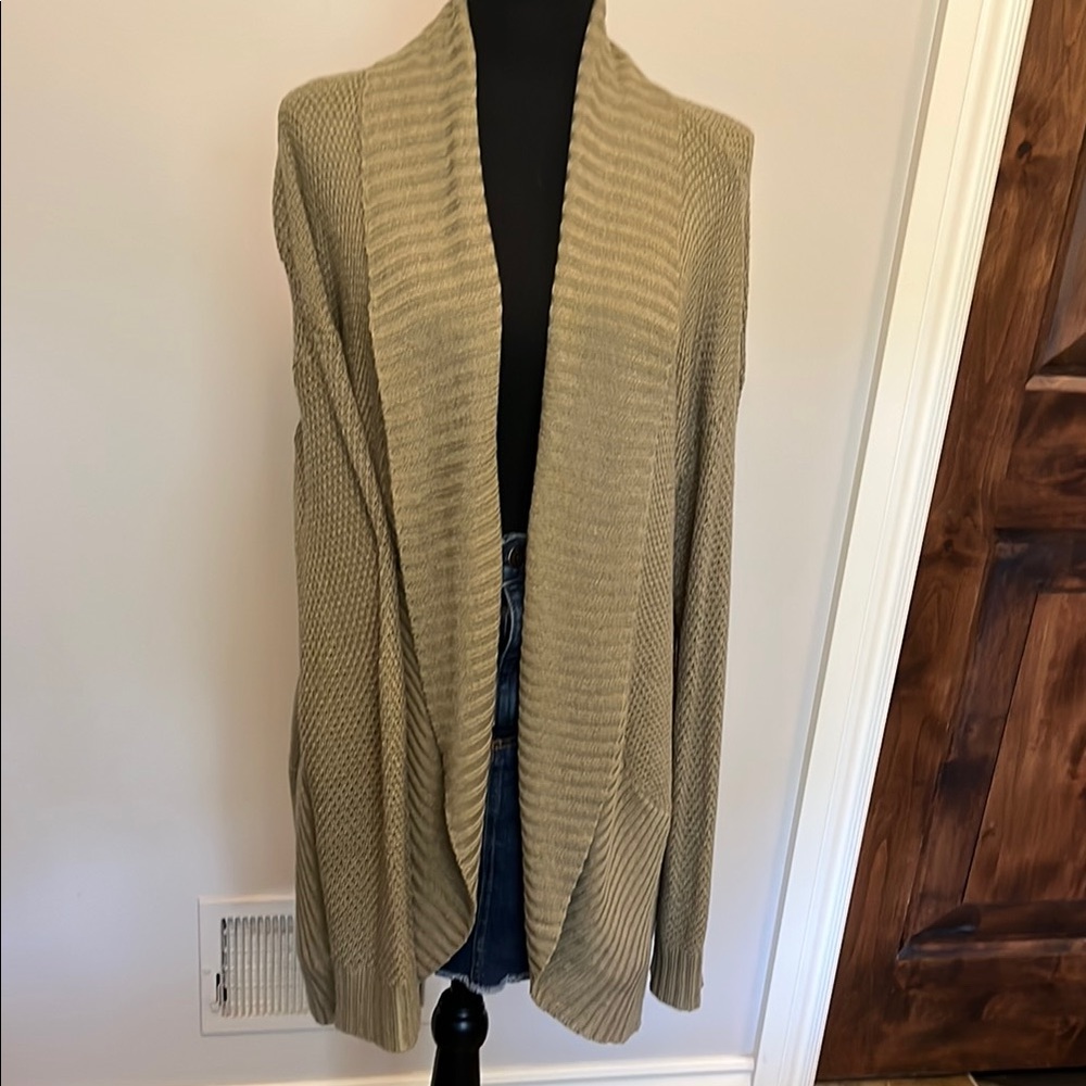 Pink Clover Ribbed Knit Cardigan - Beige